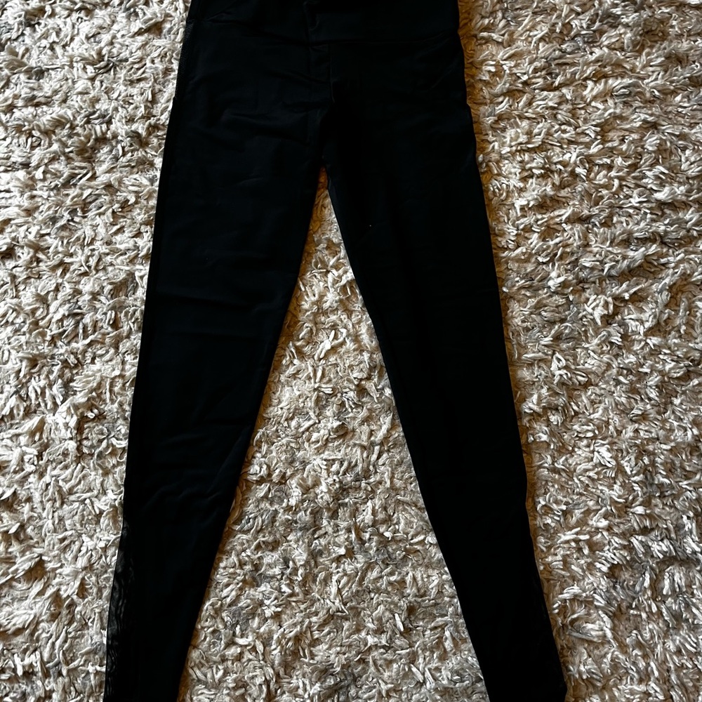 Onzie Black Leggings, size S/M